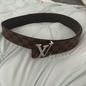 Louis Vuitton men’s belt